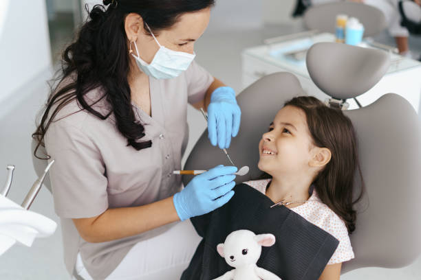 Best Emergency Tooth Extraction in Little Flock, AR